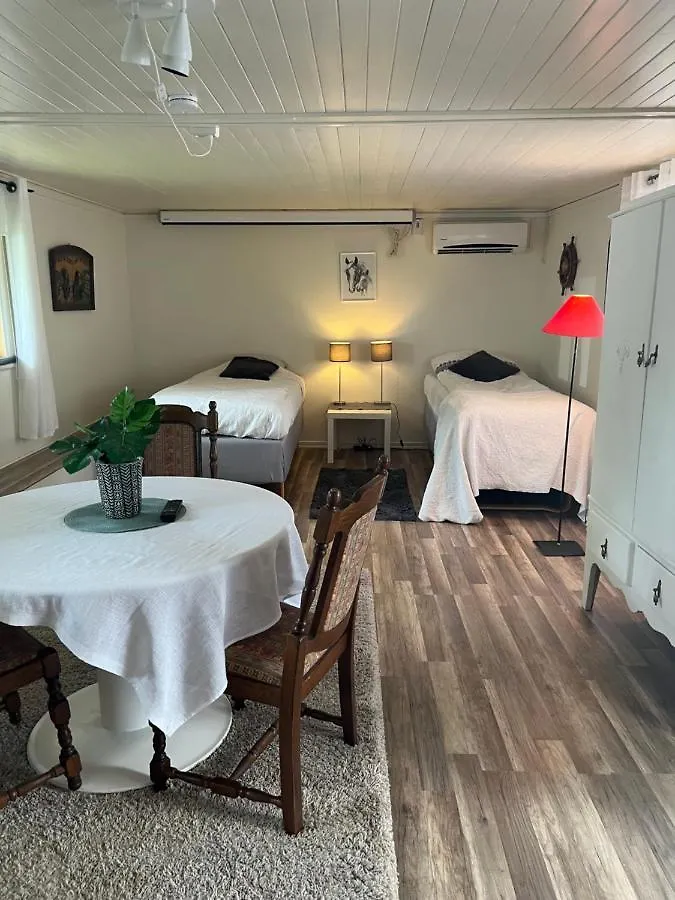 Vaenersborg B&B 0*, Vanersborg